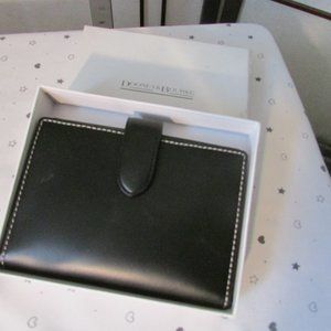 Brand new in box~ Dooney & Bourke Palm M500 Slim Case (black)